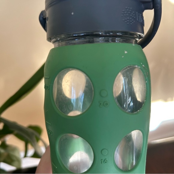 Pair of Lifefactory Glass Water Bottles - Picture 3 of 6